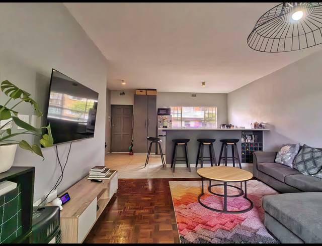 3 BEDROOM APARTMENT FOR SALE IN LINDEN